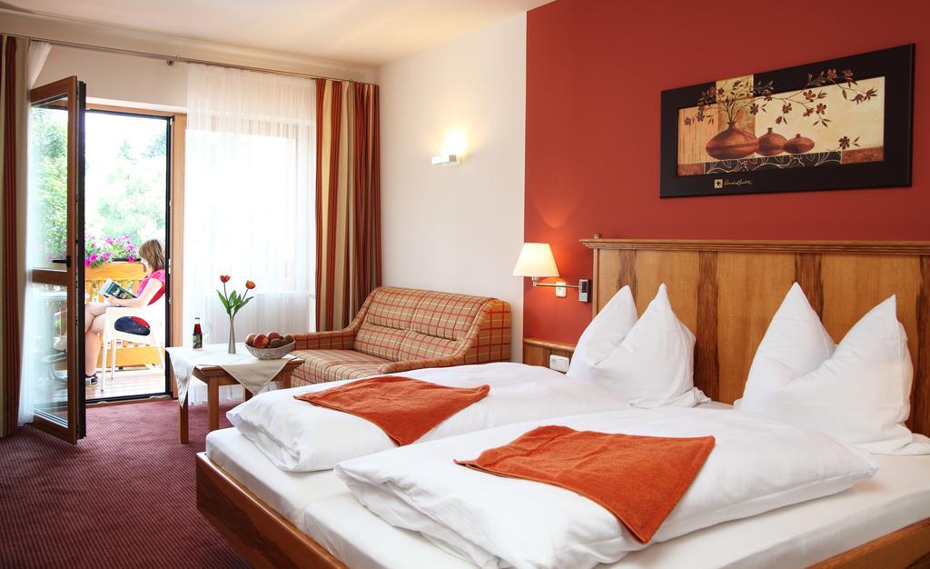 Gasthof Zum Backerwirt Hotel Chamerau Room photo